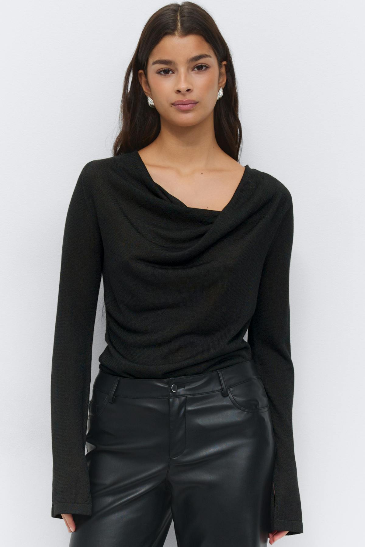 Draped knitted top