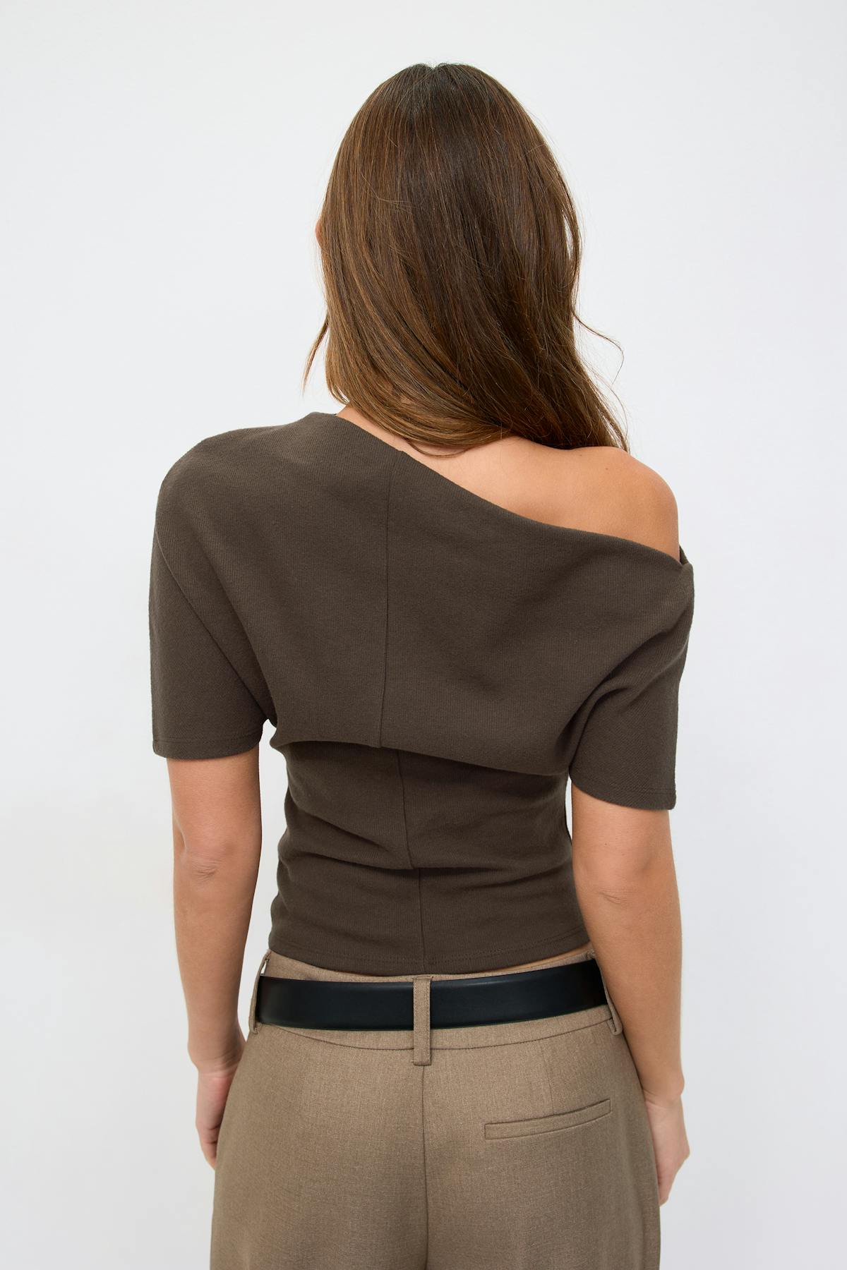 Soft asymmetric top