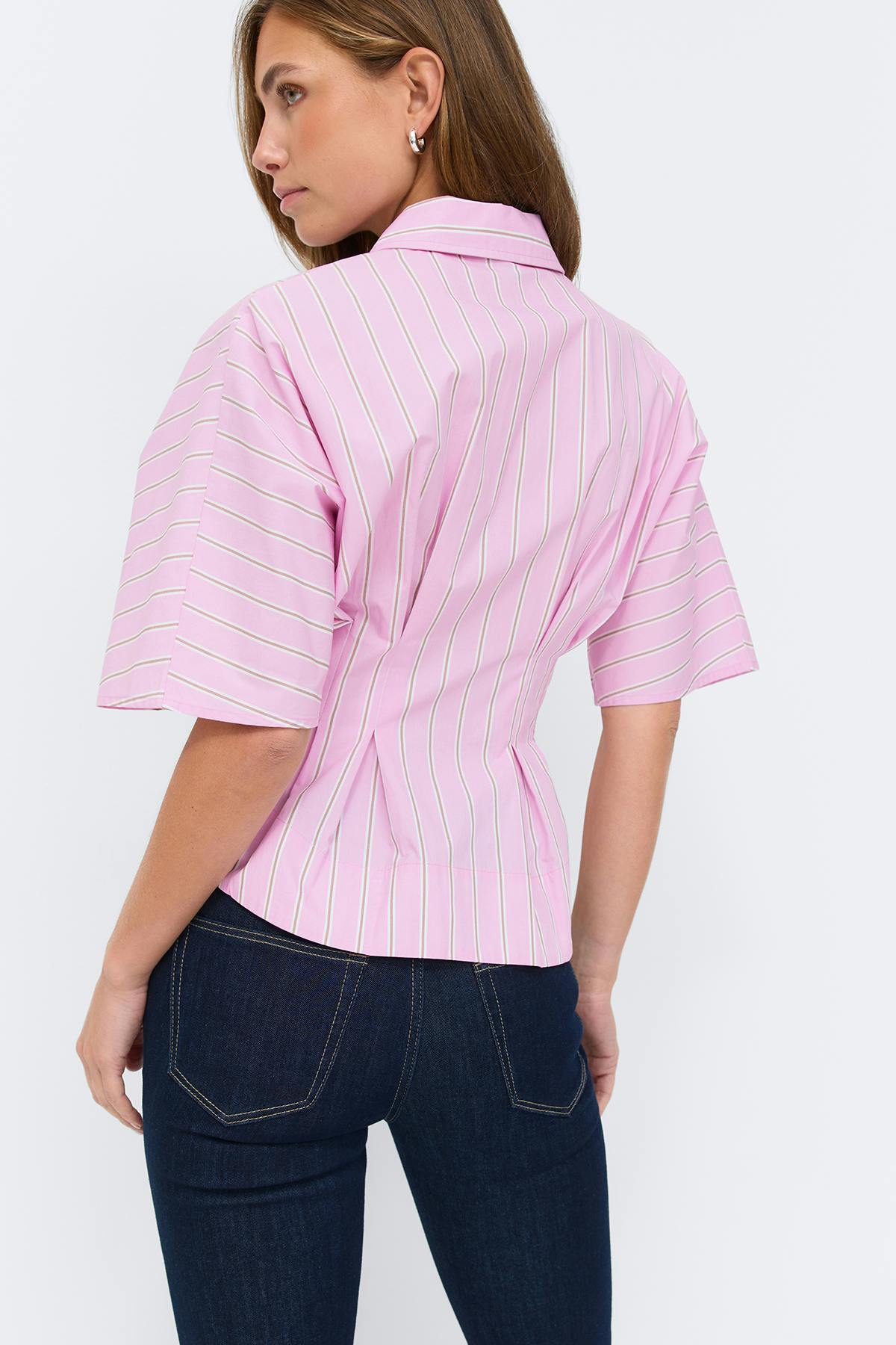 Shaped shirt