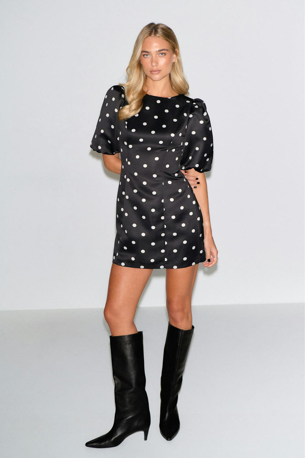Puff sleeve mini dress