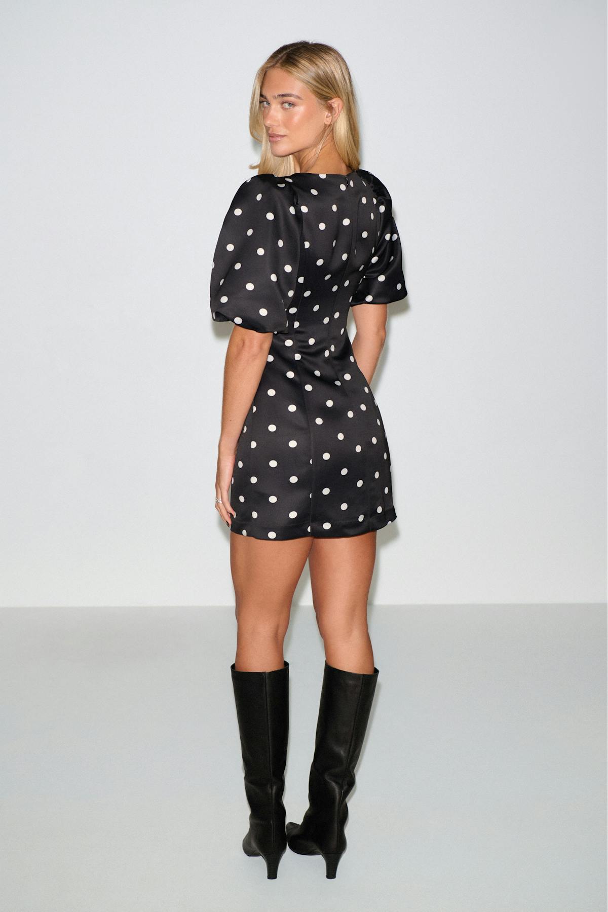 Puff sleeve mini dress