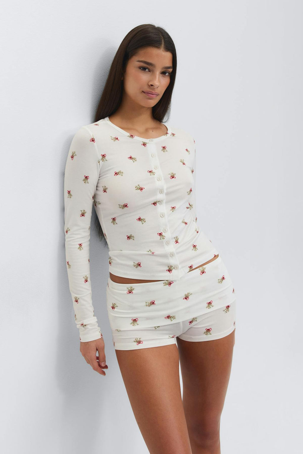 Soft folded loungewear shorts