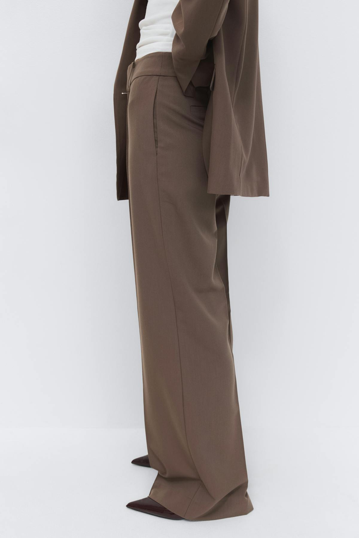 Mid waist wide trousers
