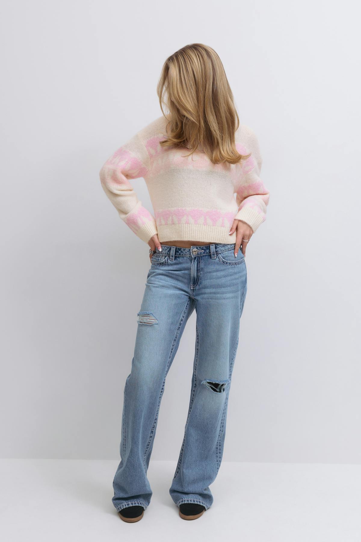 Y ski knitted sweater