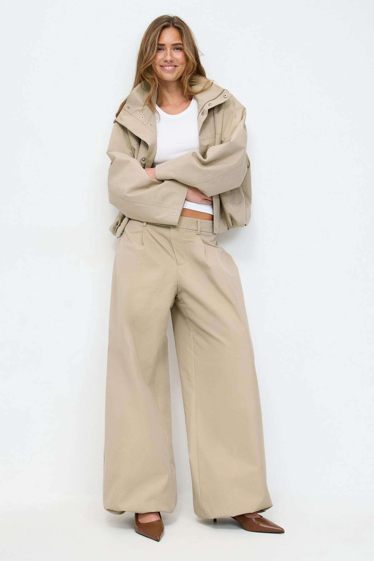 Wide balloon cotton trousers