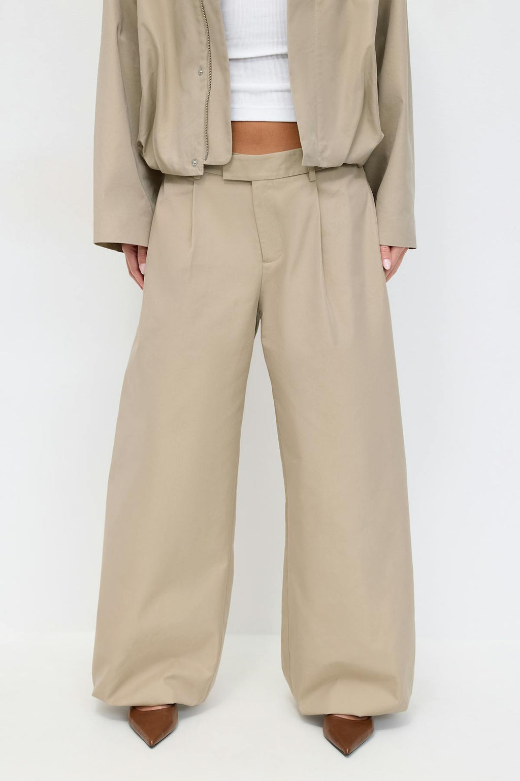 Wide balloon cotton trousers