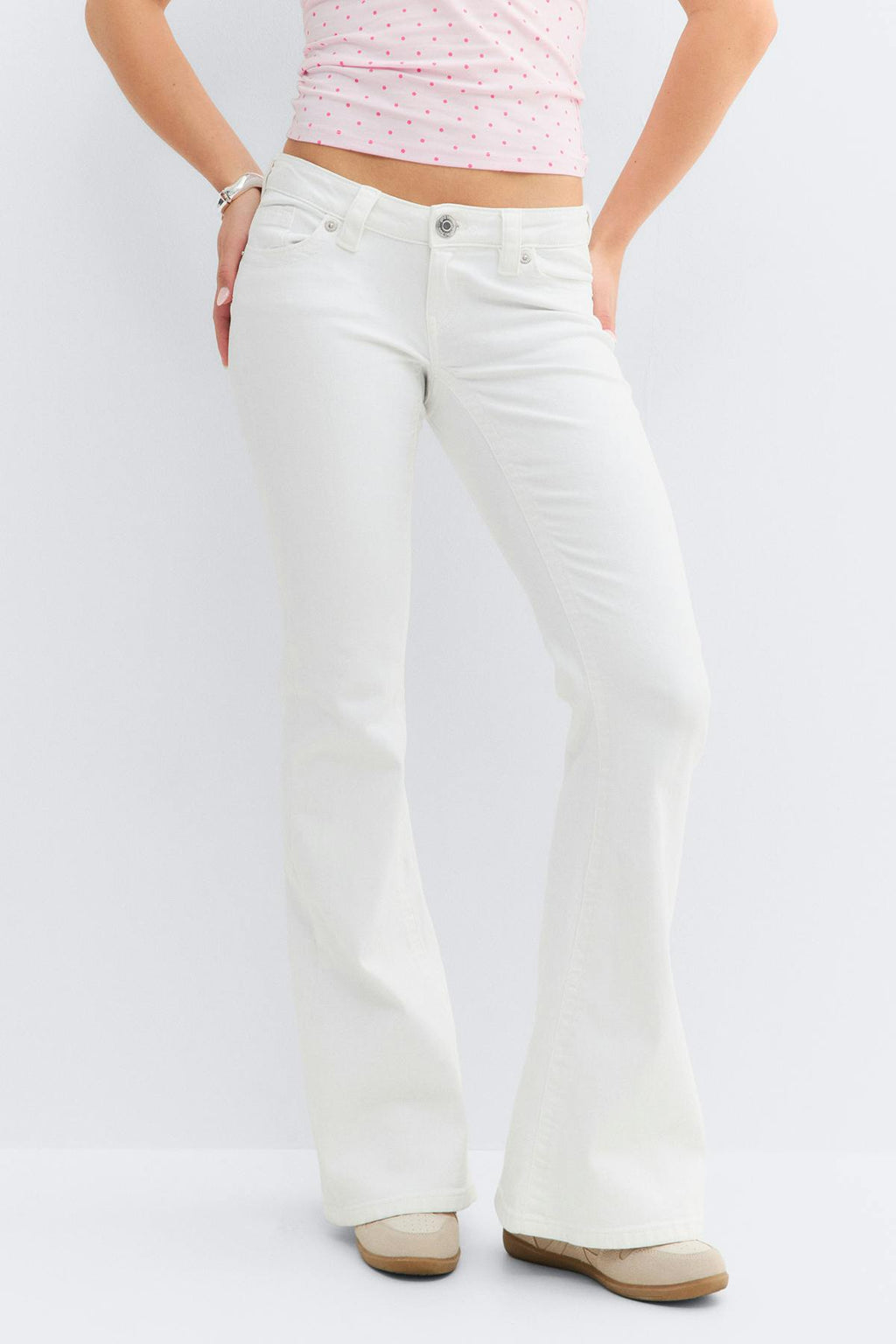 14+ runway jeans