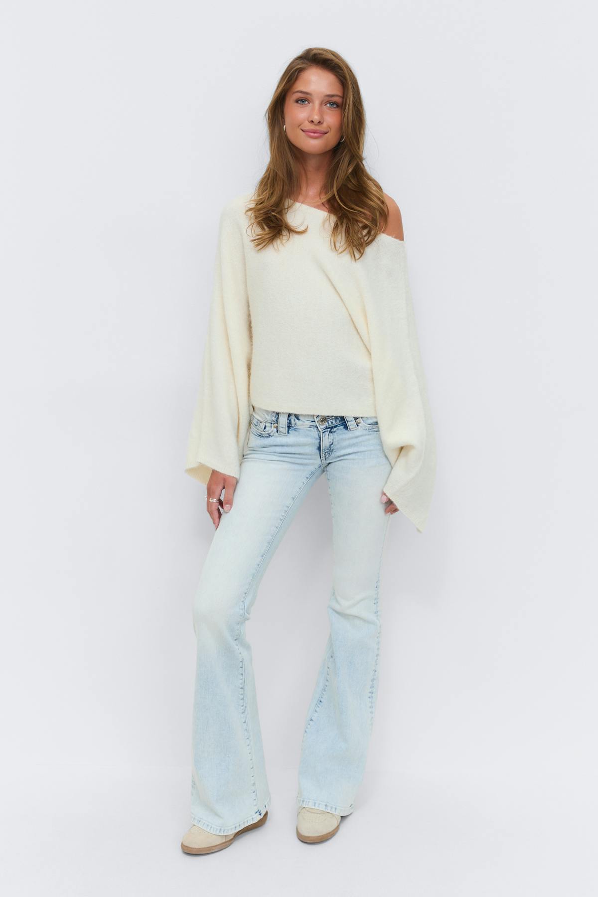 14+ runway jeans