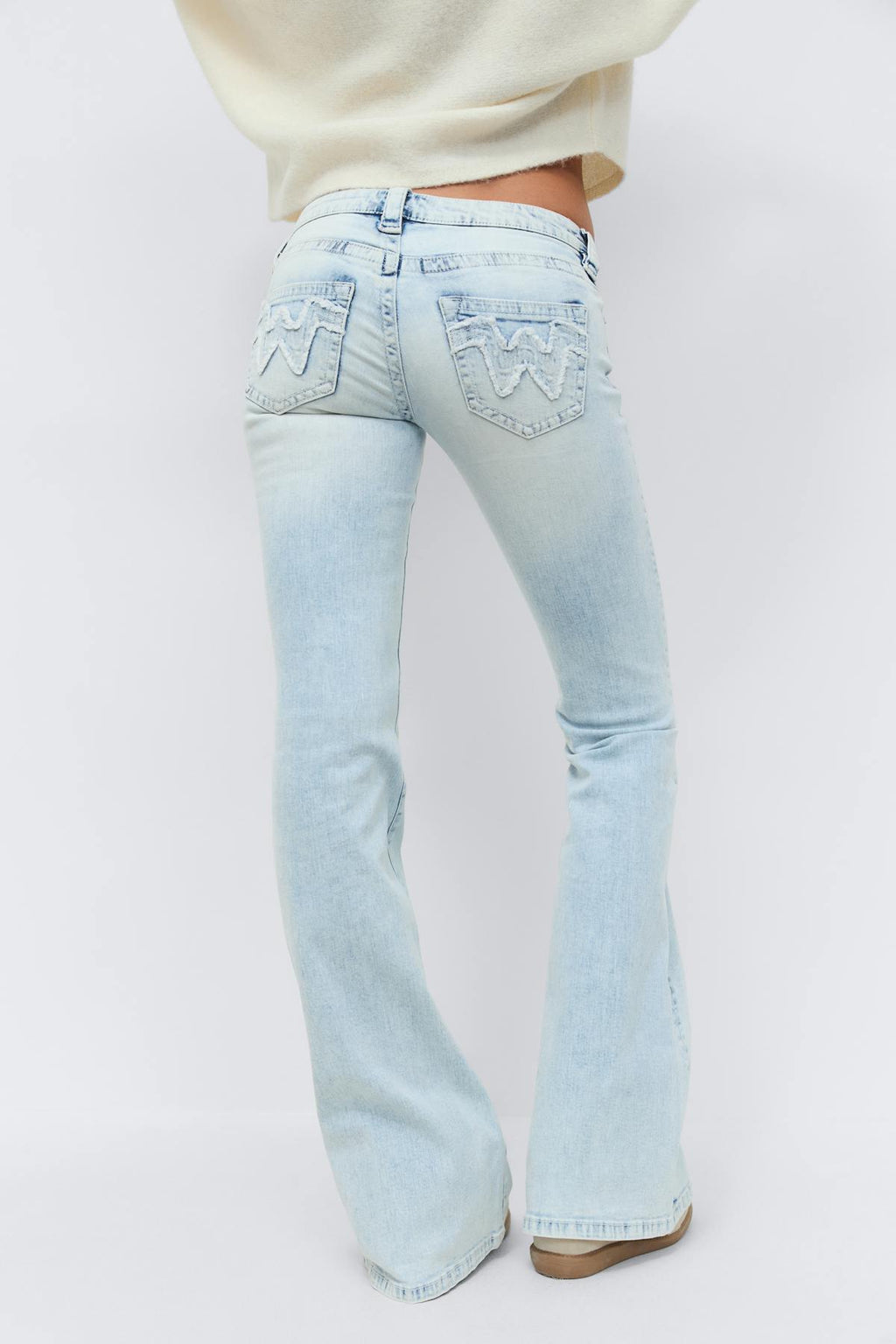 14+ runway jeans