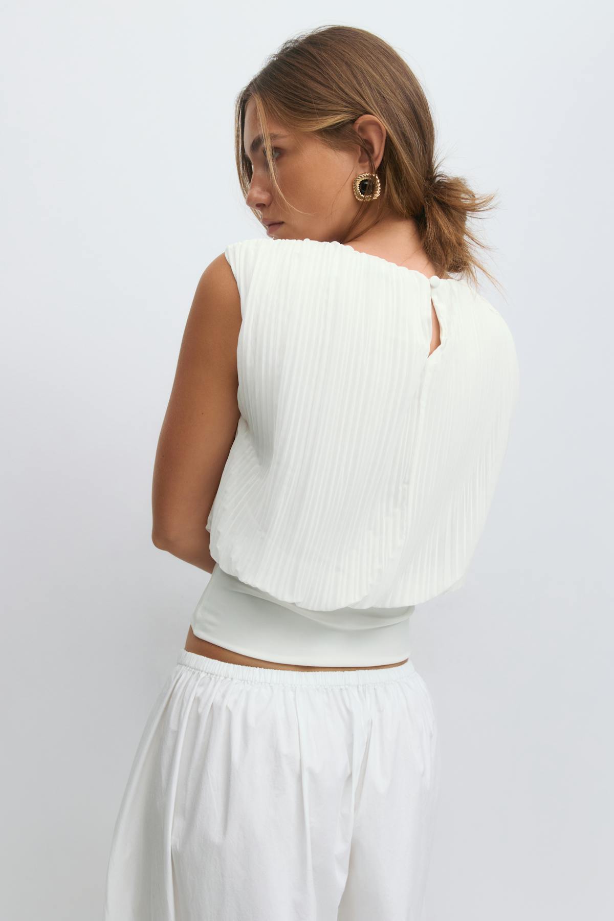Sleeveless chiffon top