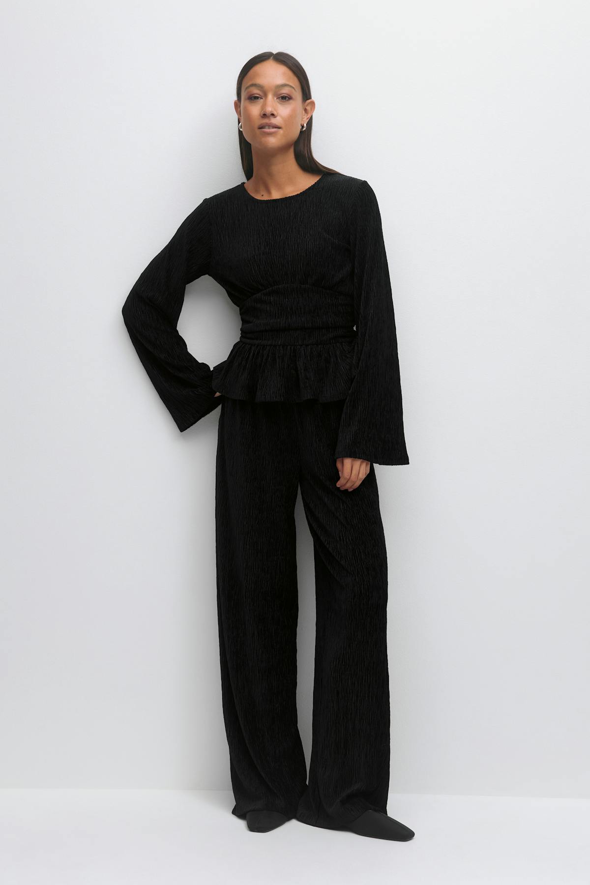 Velvet trousers