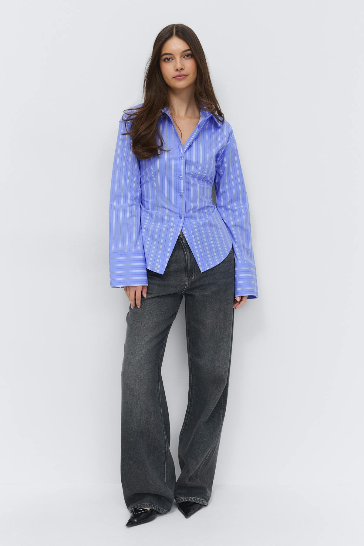 Shaped blouse
