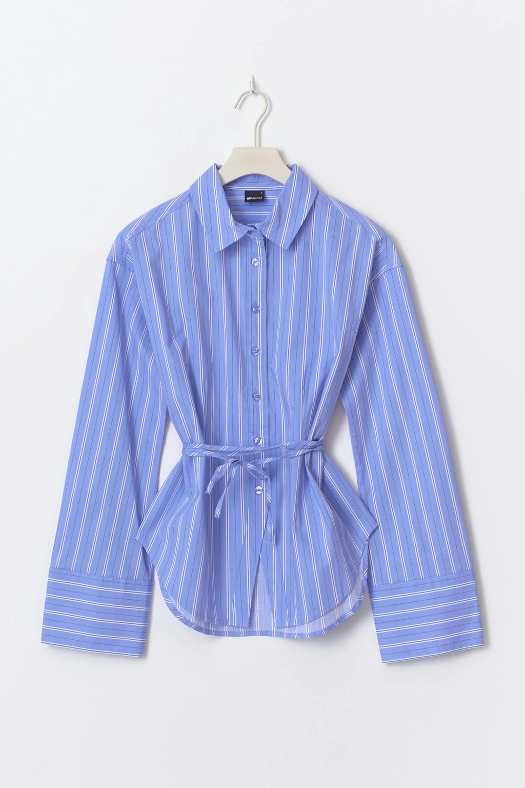 Shaped blouse