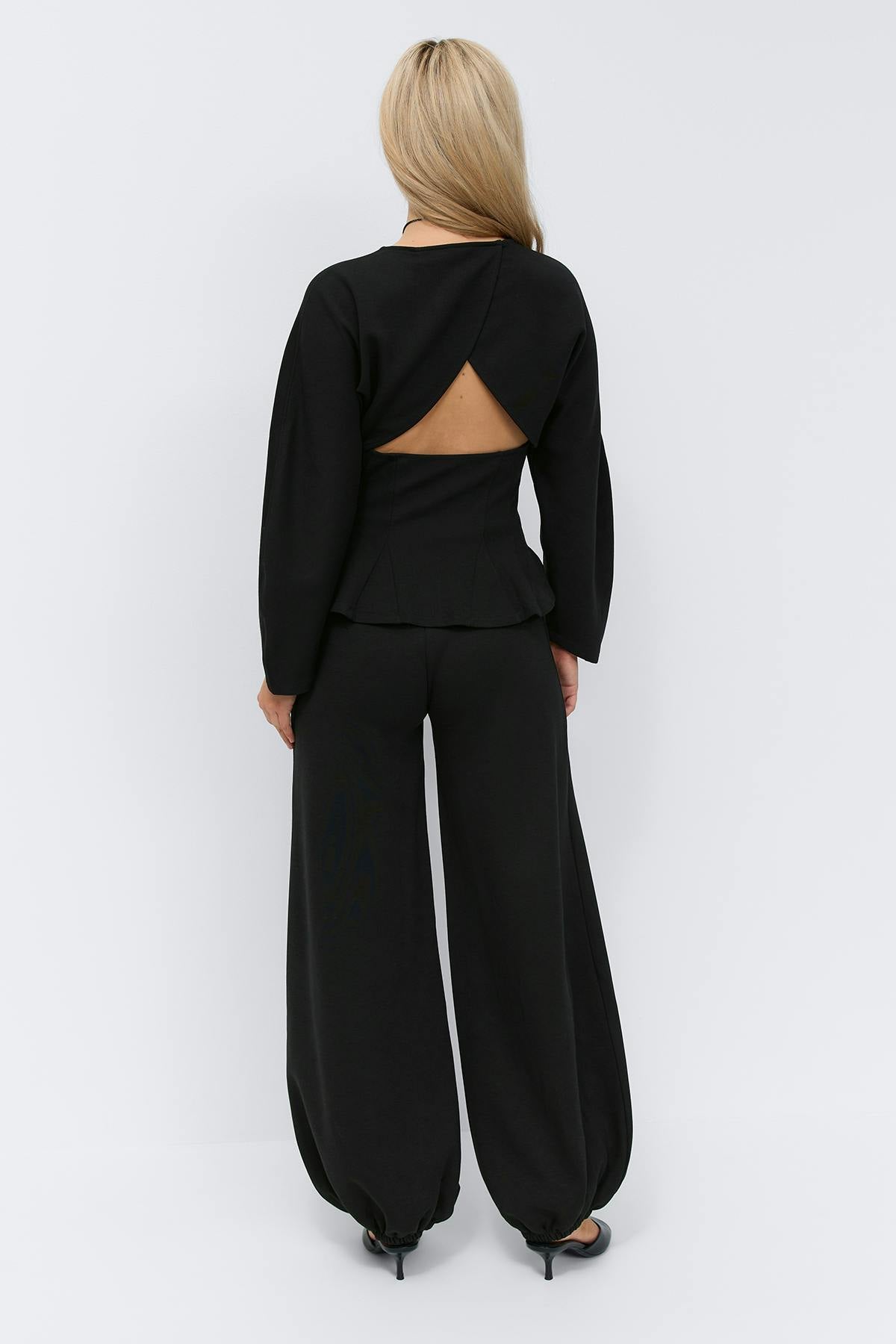 Balloon trousers