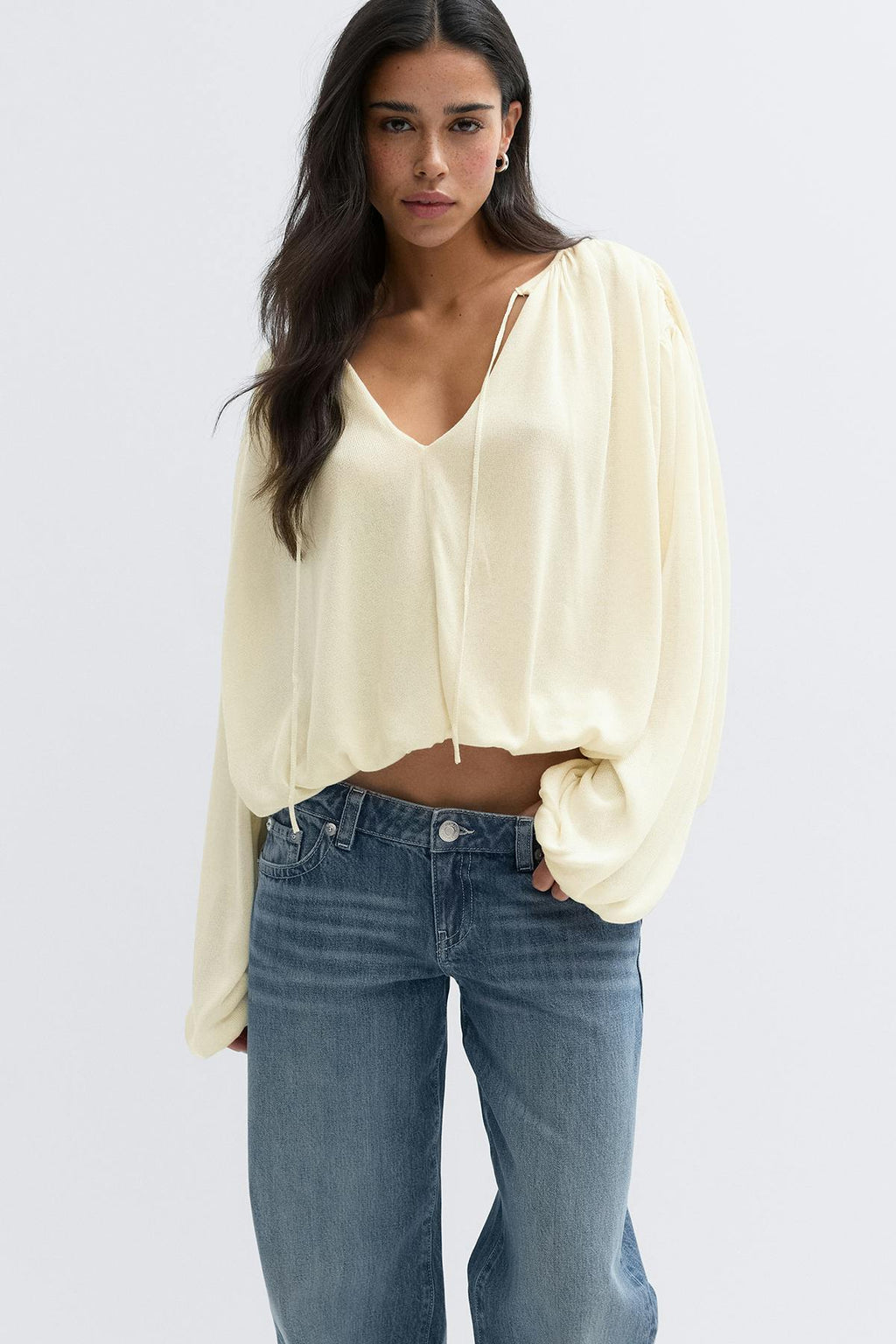 Knitted balloon top