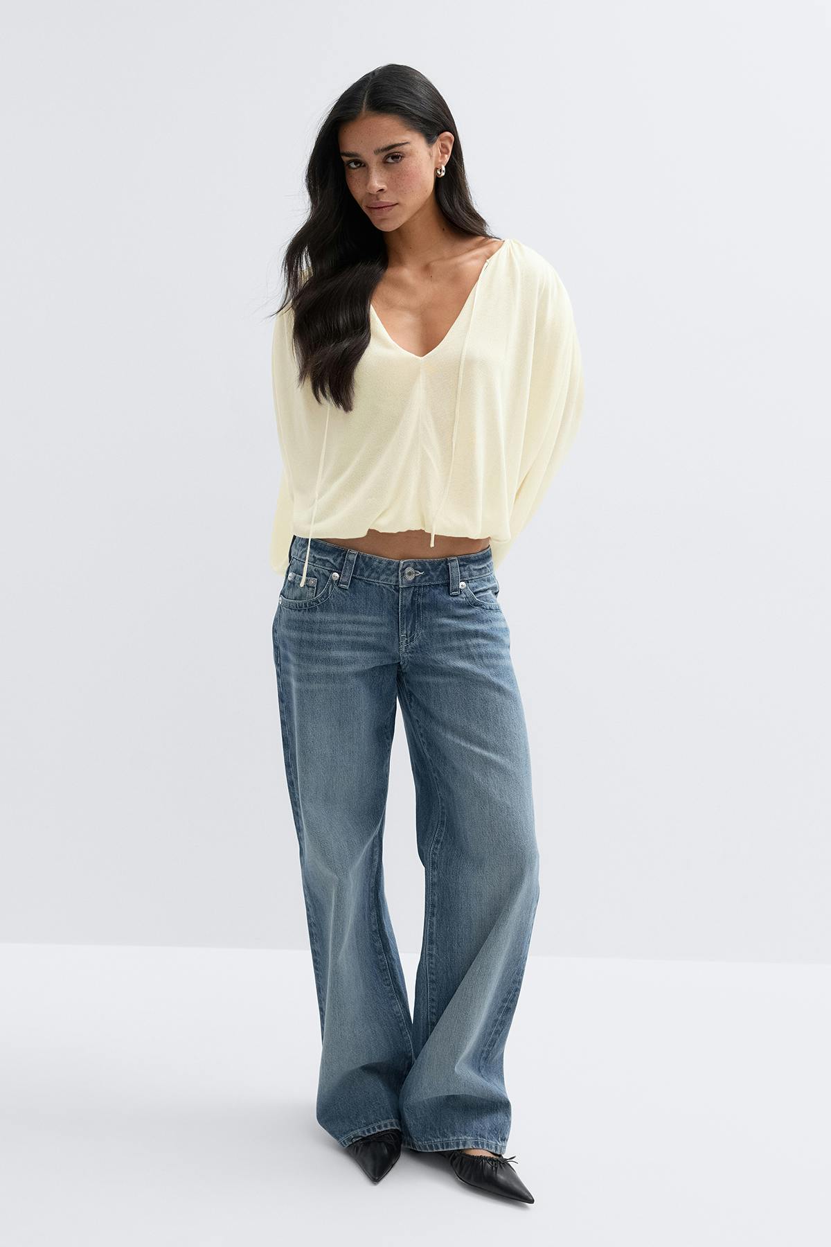 Knitted balloon top