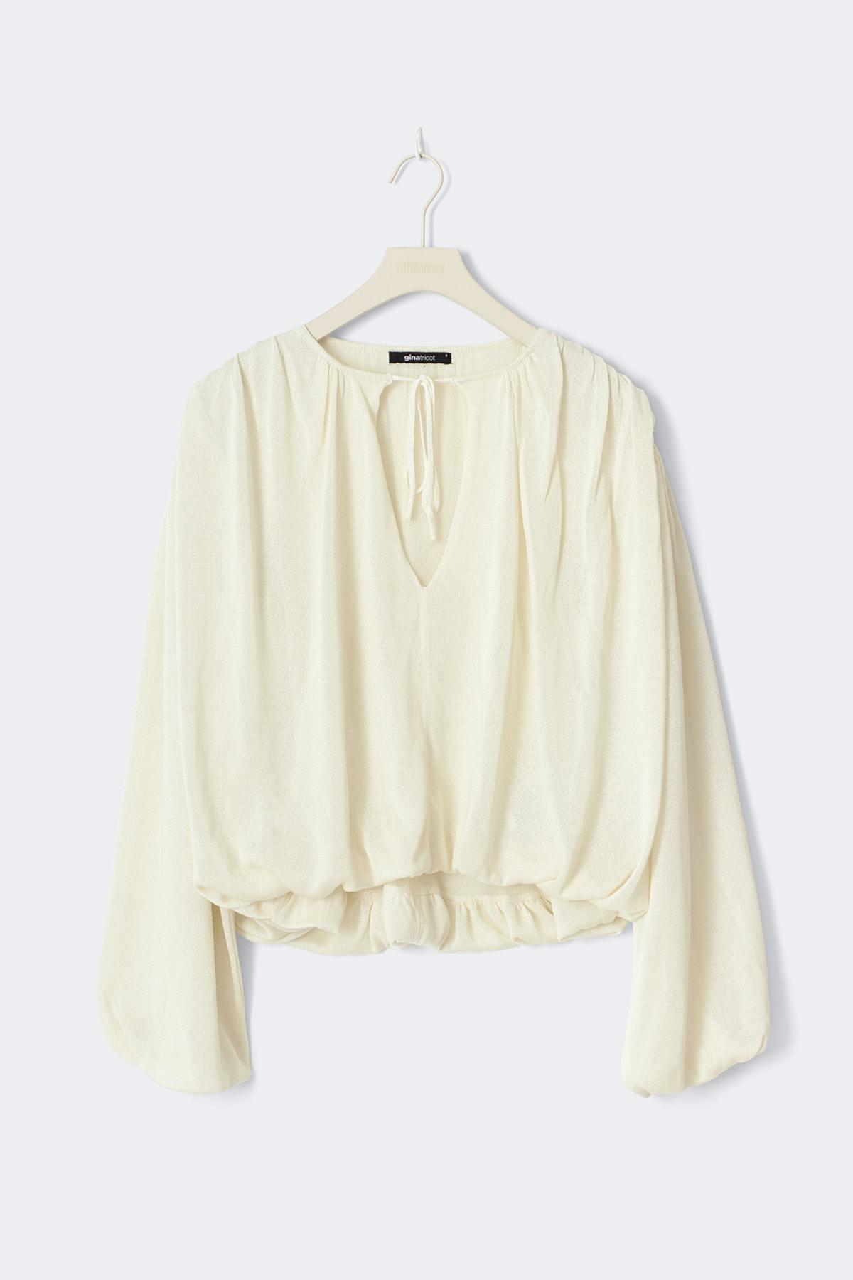 Knitted balloon top