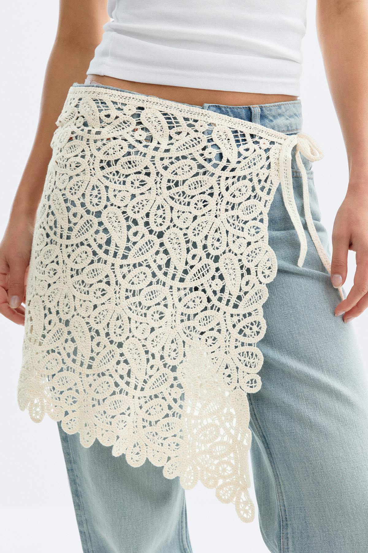 Knitted crochet apron skirt