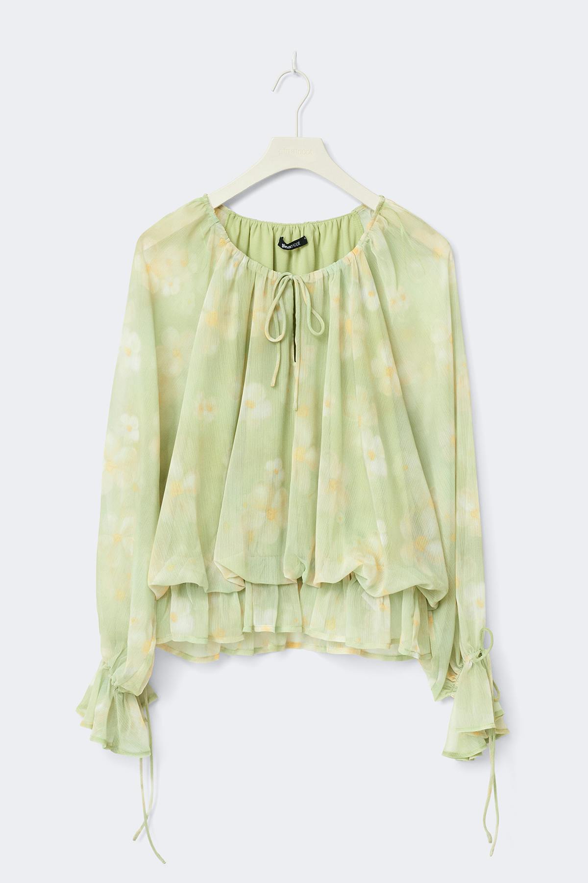 Wavy blouse