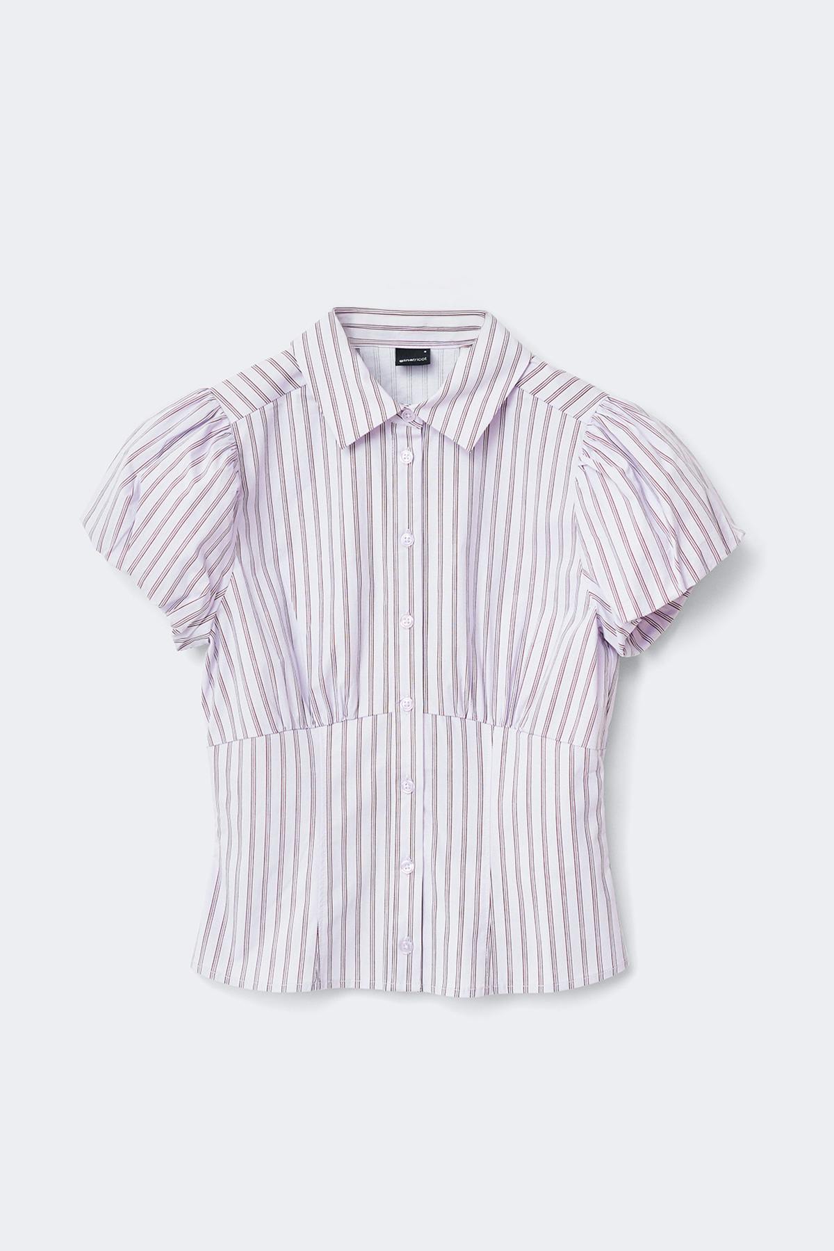 Puff sleeve shirt