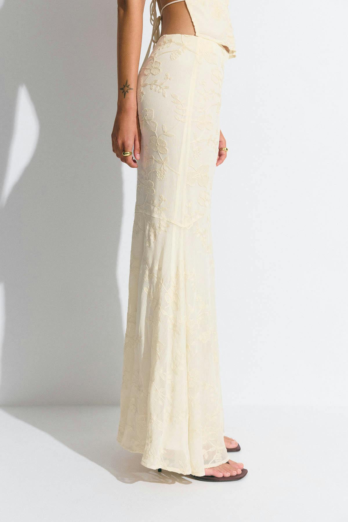 Embroidery maxi skirt