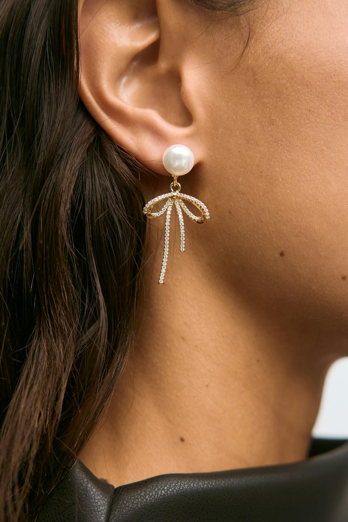 Bow earrings