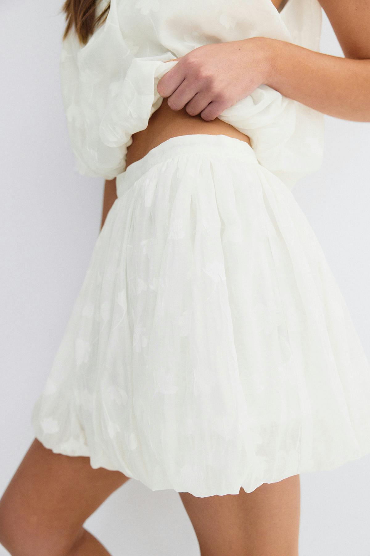 Floral bubble mini skirt