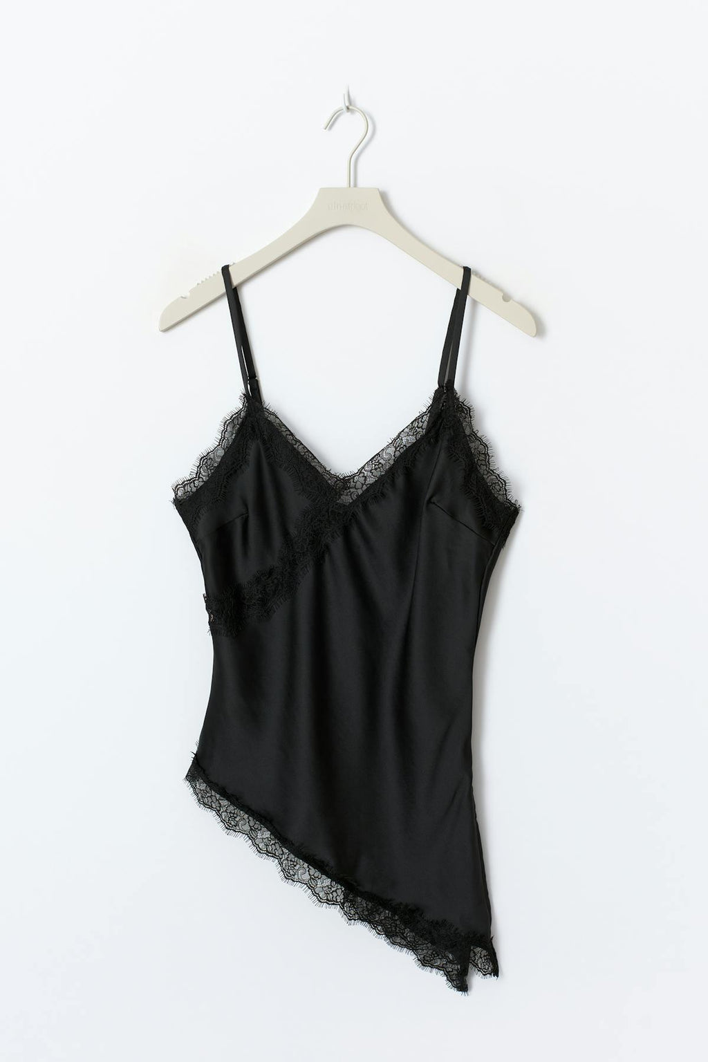 Satin asymmetric singlet