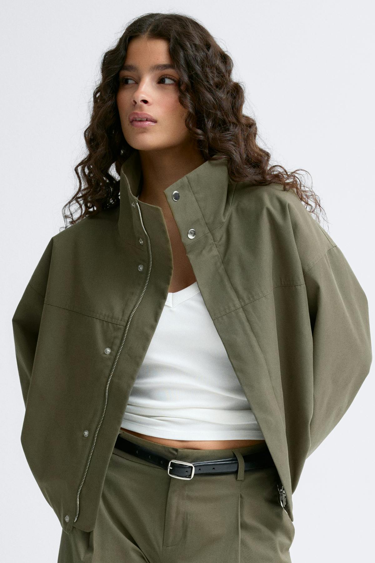 High neck short jacket
