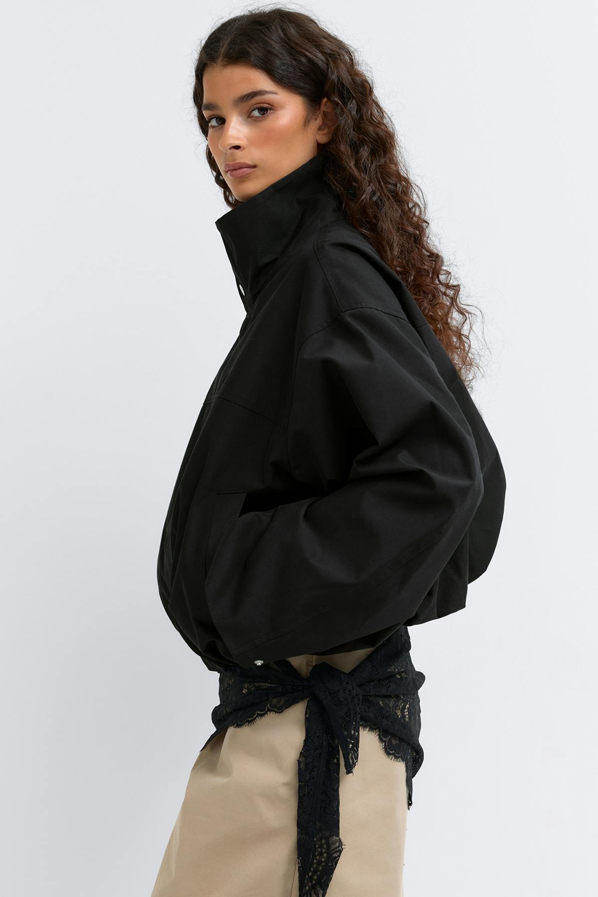 High neck short jacket