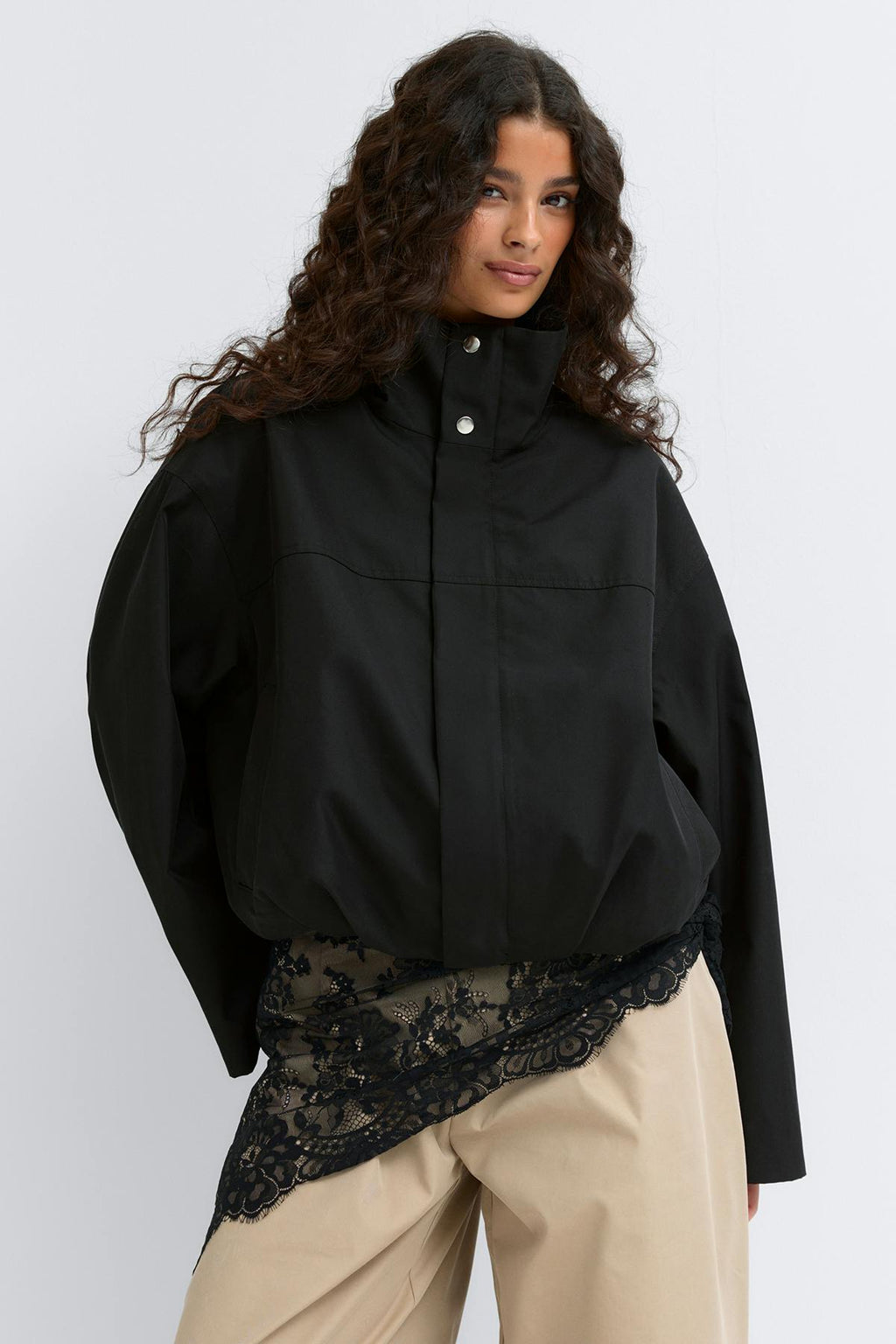 High neck short jacket