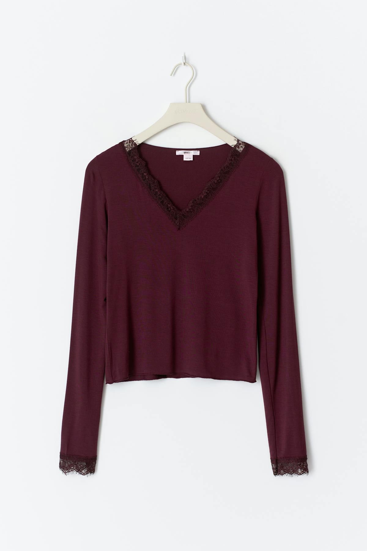 Y lace top