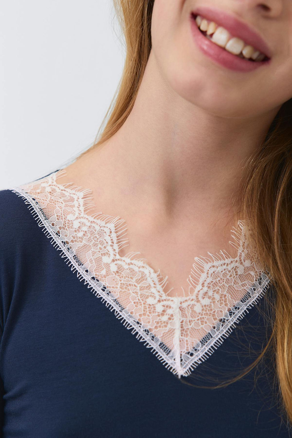 Y lace top