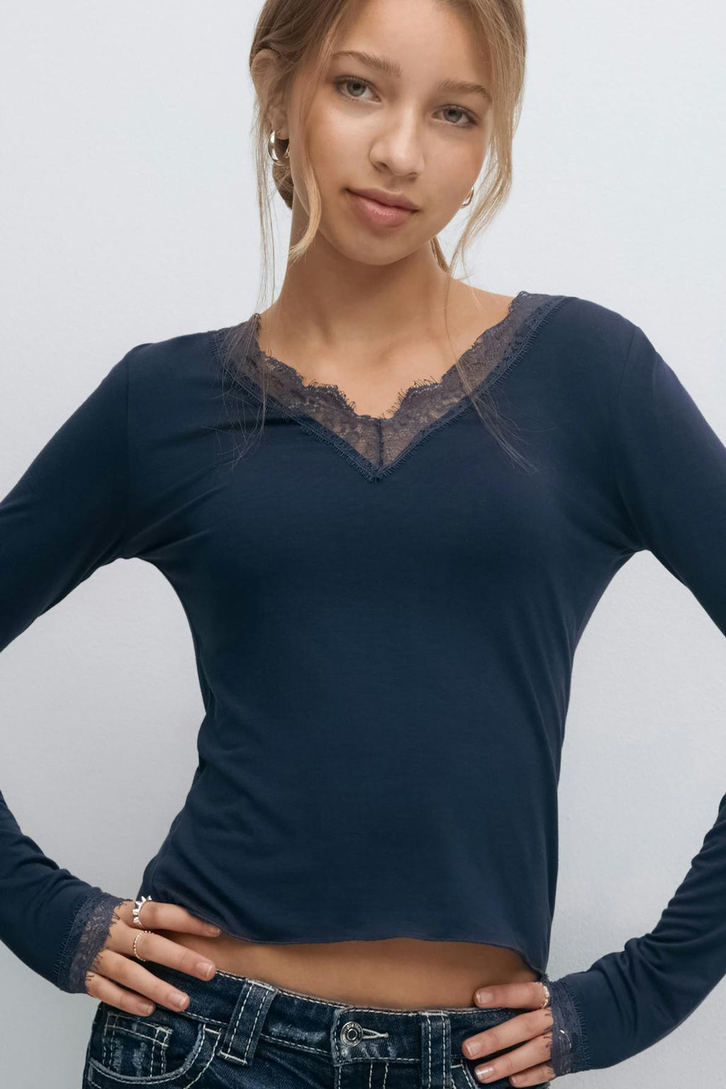 Y lace top