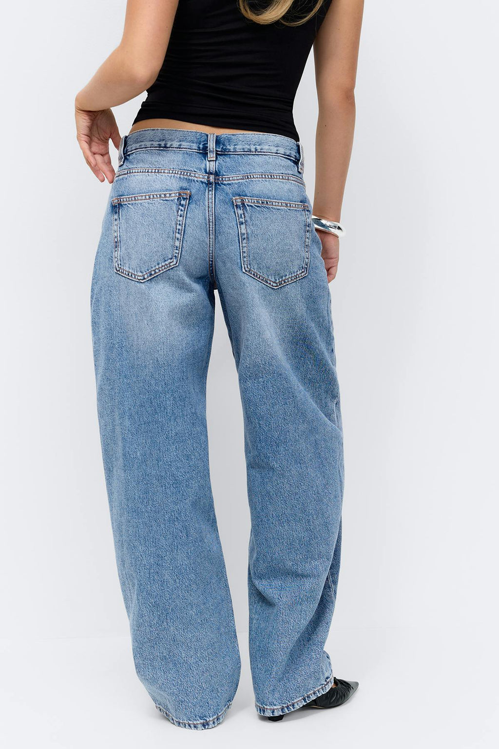 Balloon jeans
