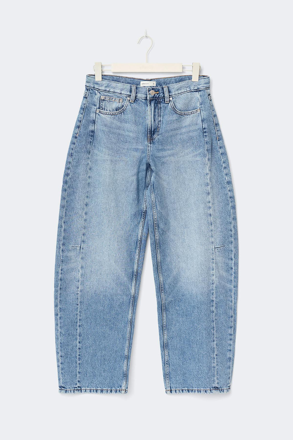 Balloon jeans