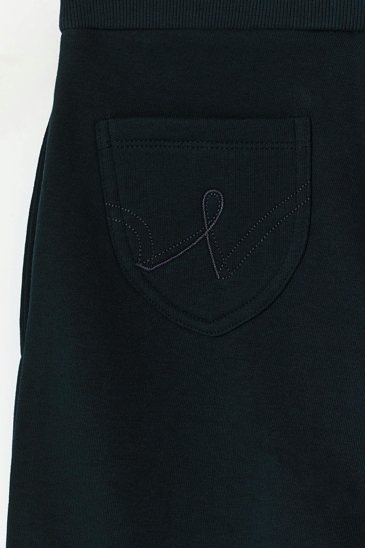 14+ x-tra low sweatpants