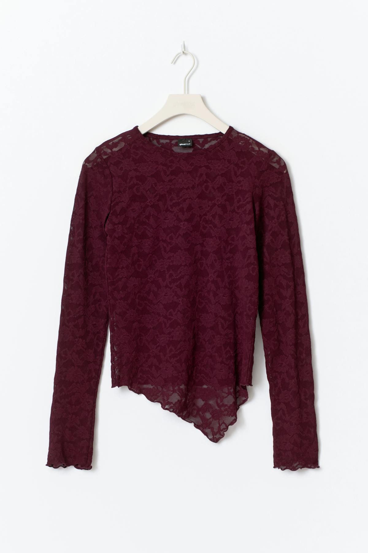Lace asymmetric top