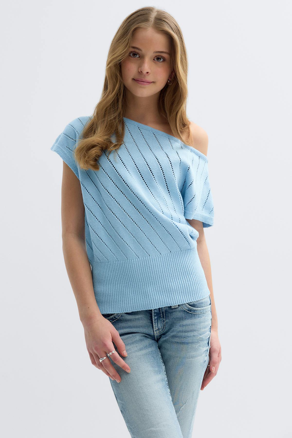 Y boatneck knitted top