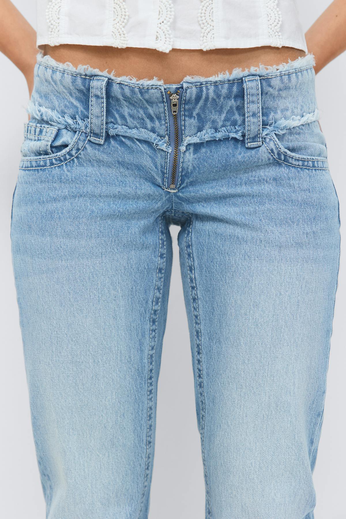 14+ cut off loose jeans