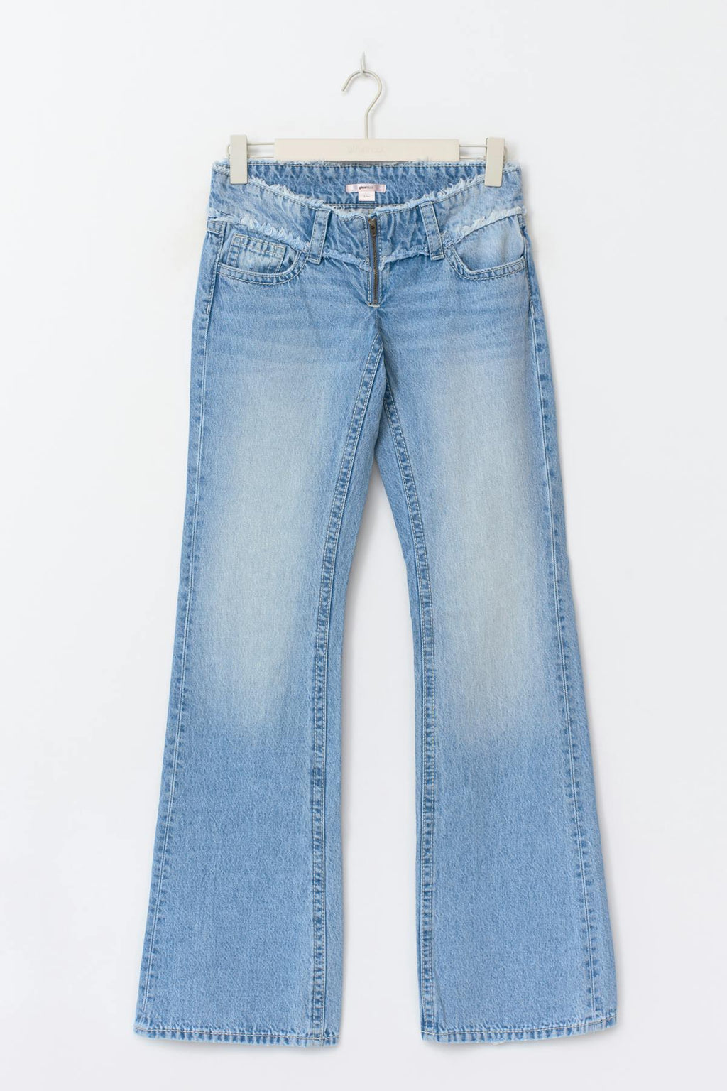 14+ cut off loose jeans