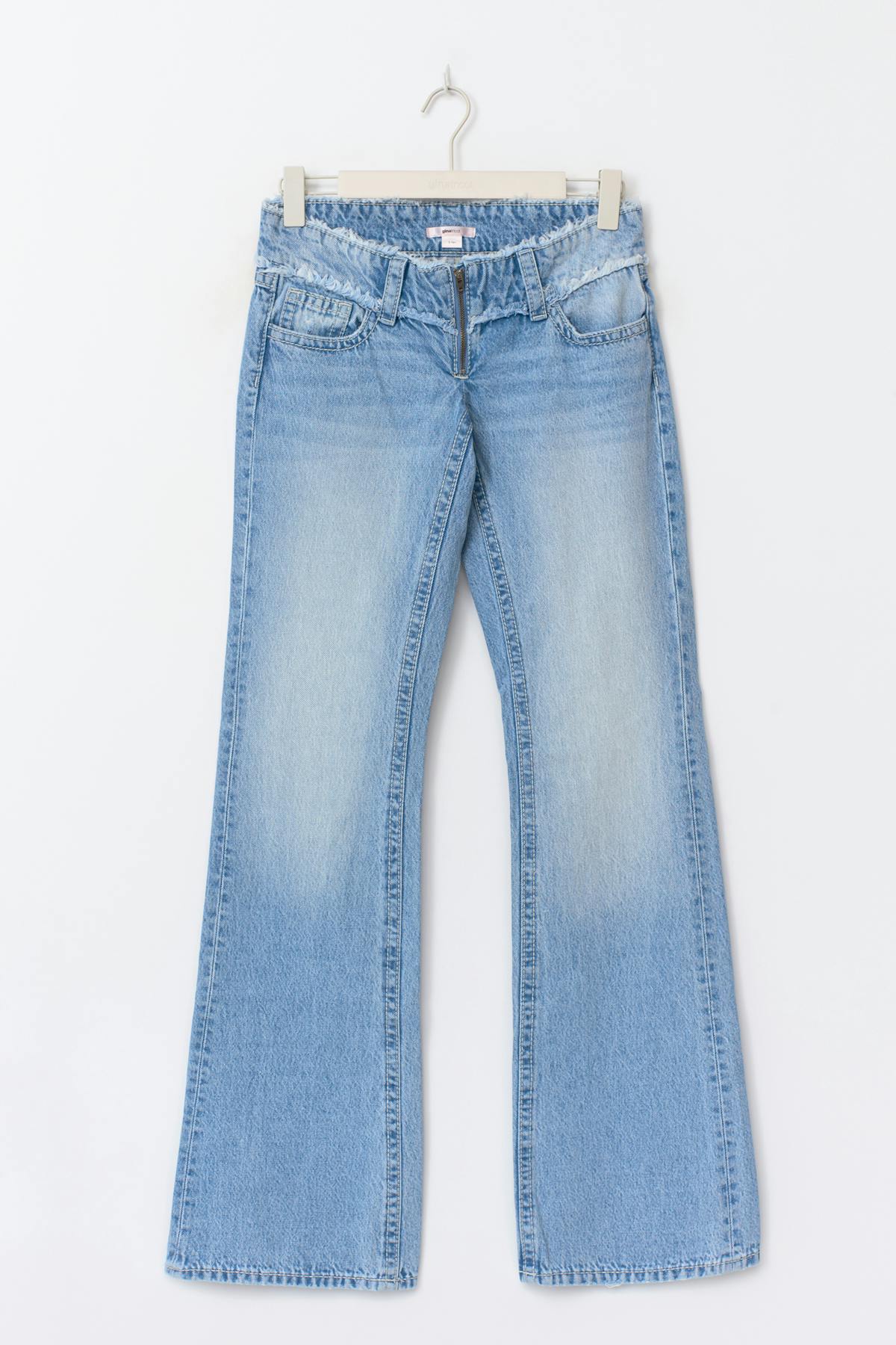 14+ cut off loose jeans