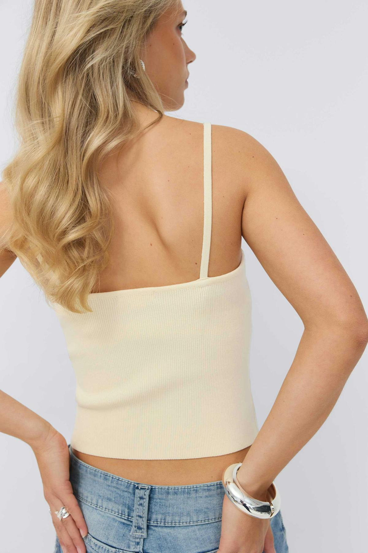 14+ knitted singlet