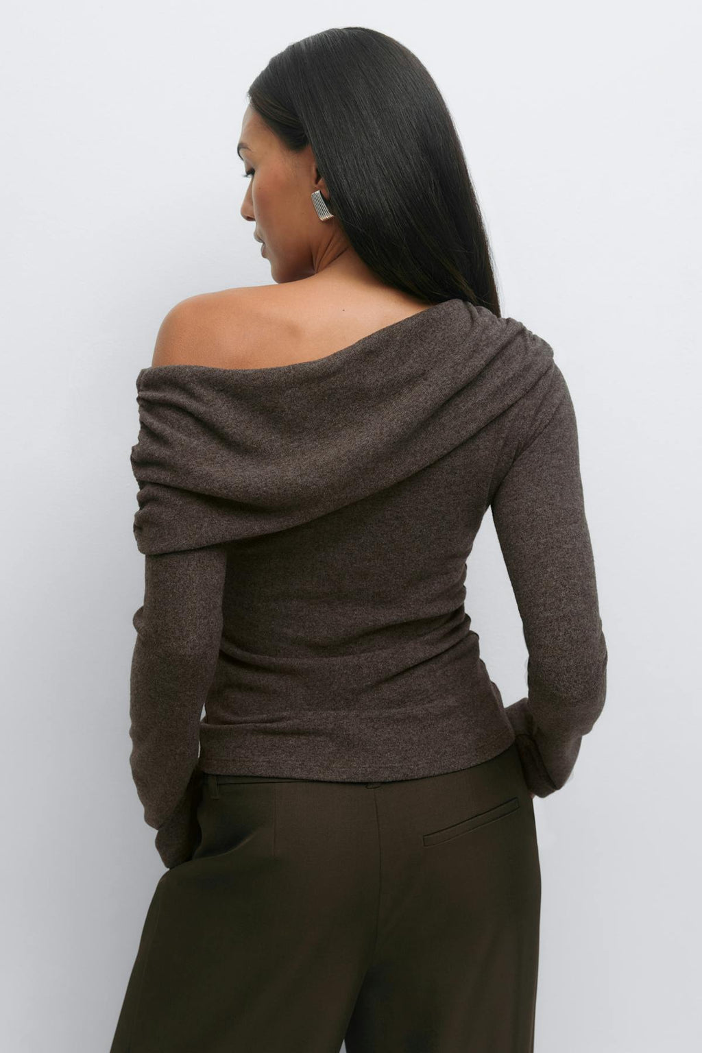 One shoulder top