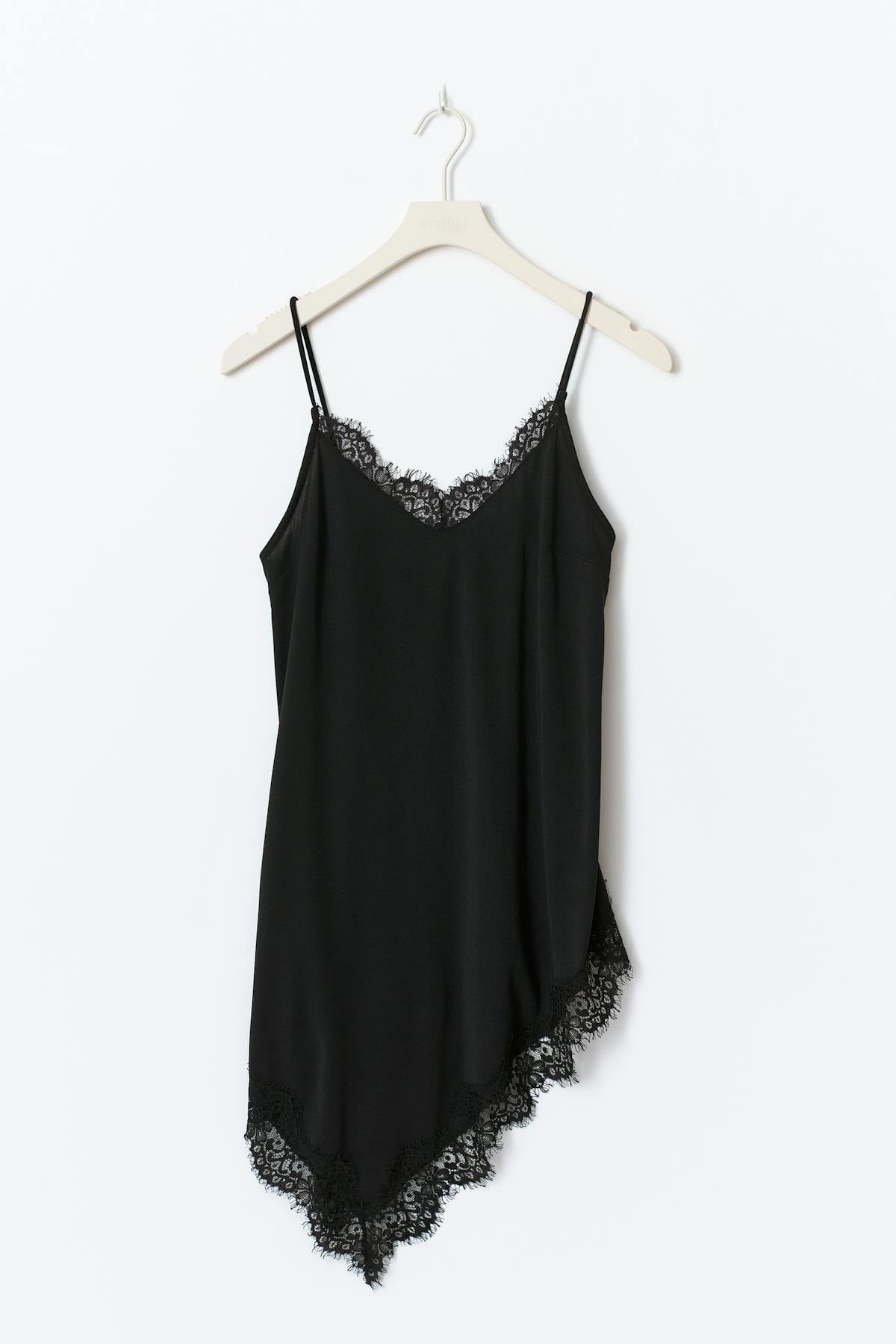 Asymmetric lace singlet