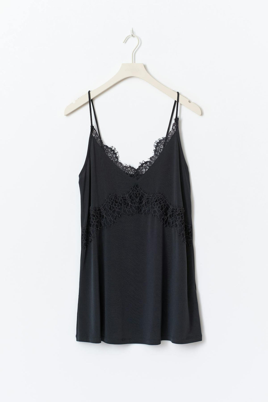 Long lace singlet