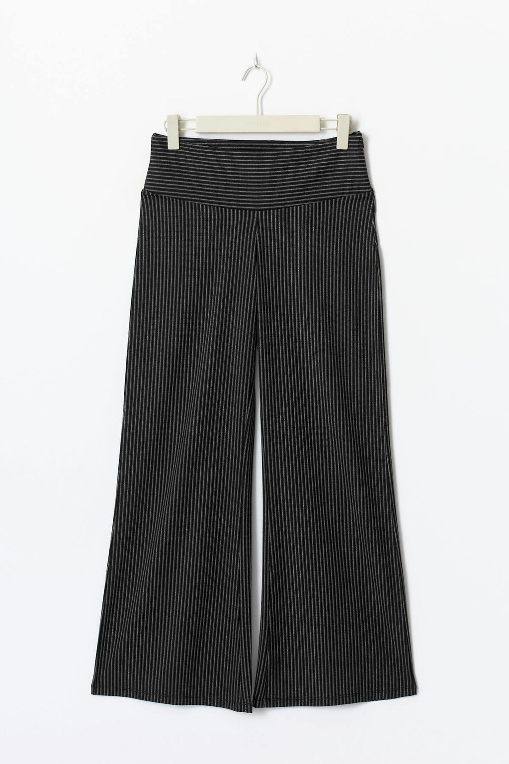 Low waist trousers