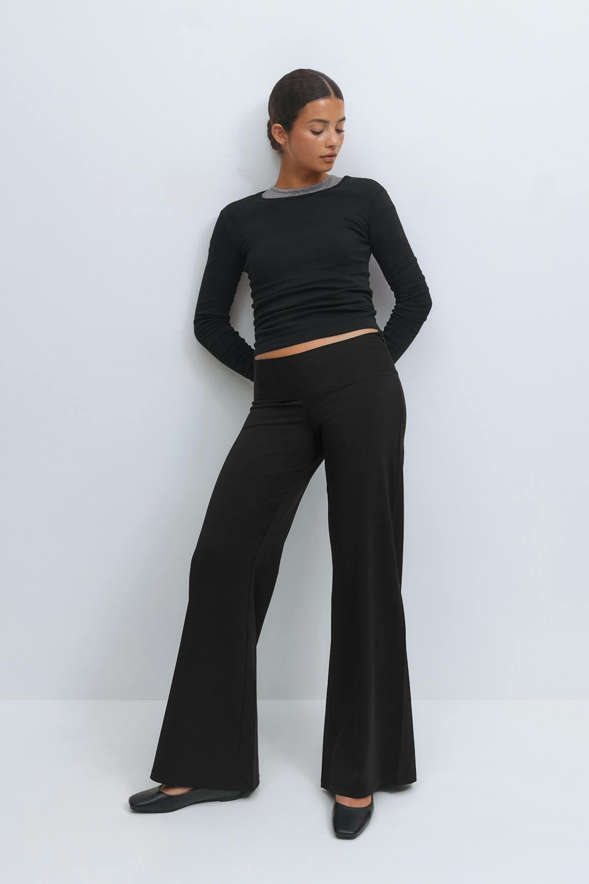 Low waist trousers