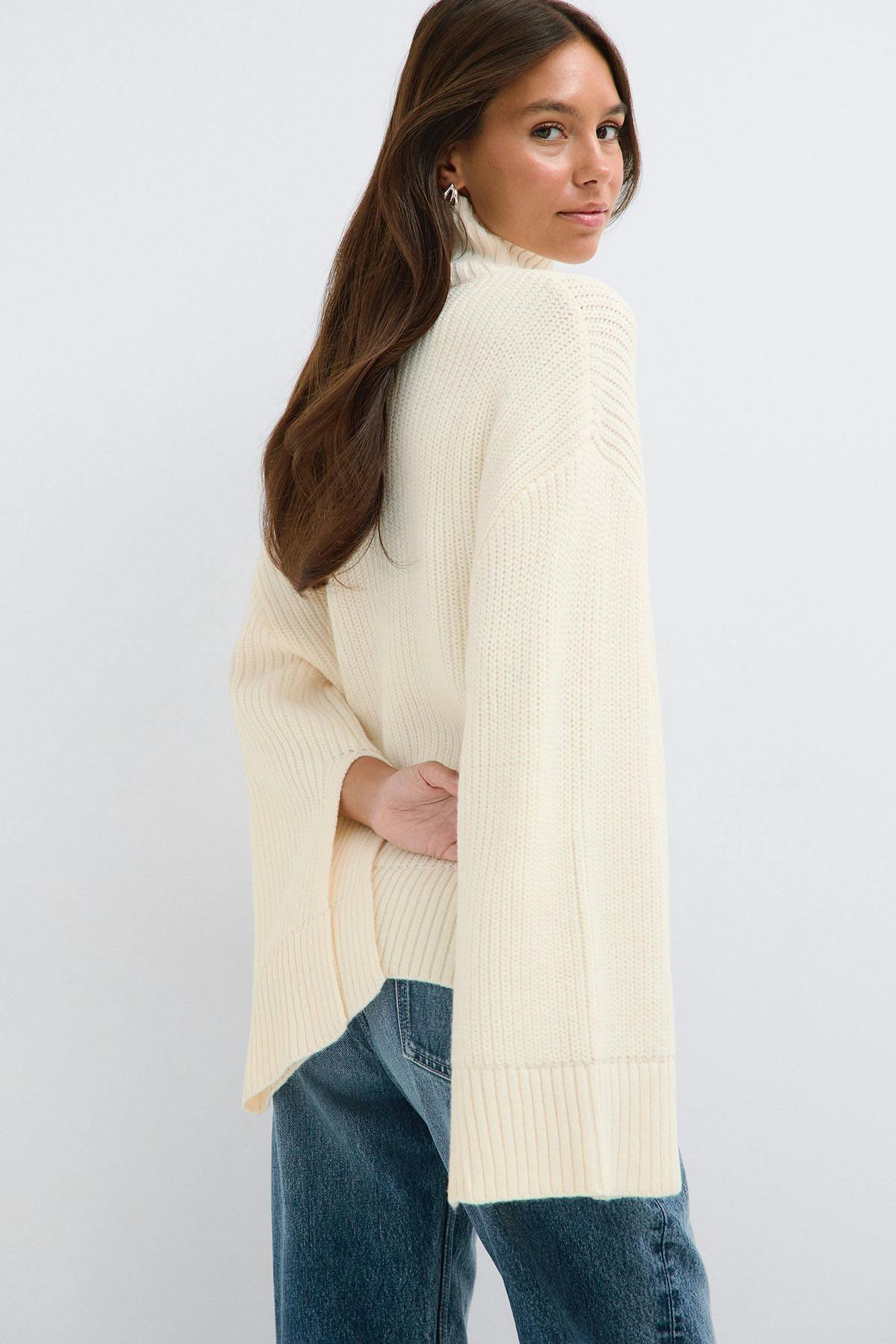 Knitted turtleneck sweater