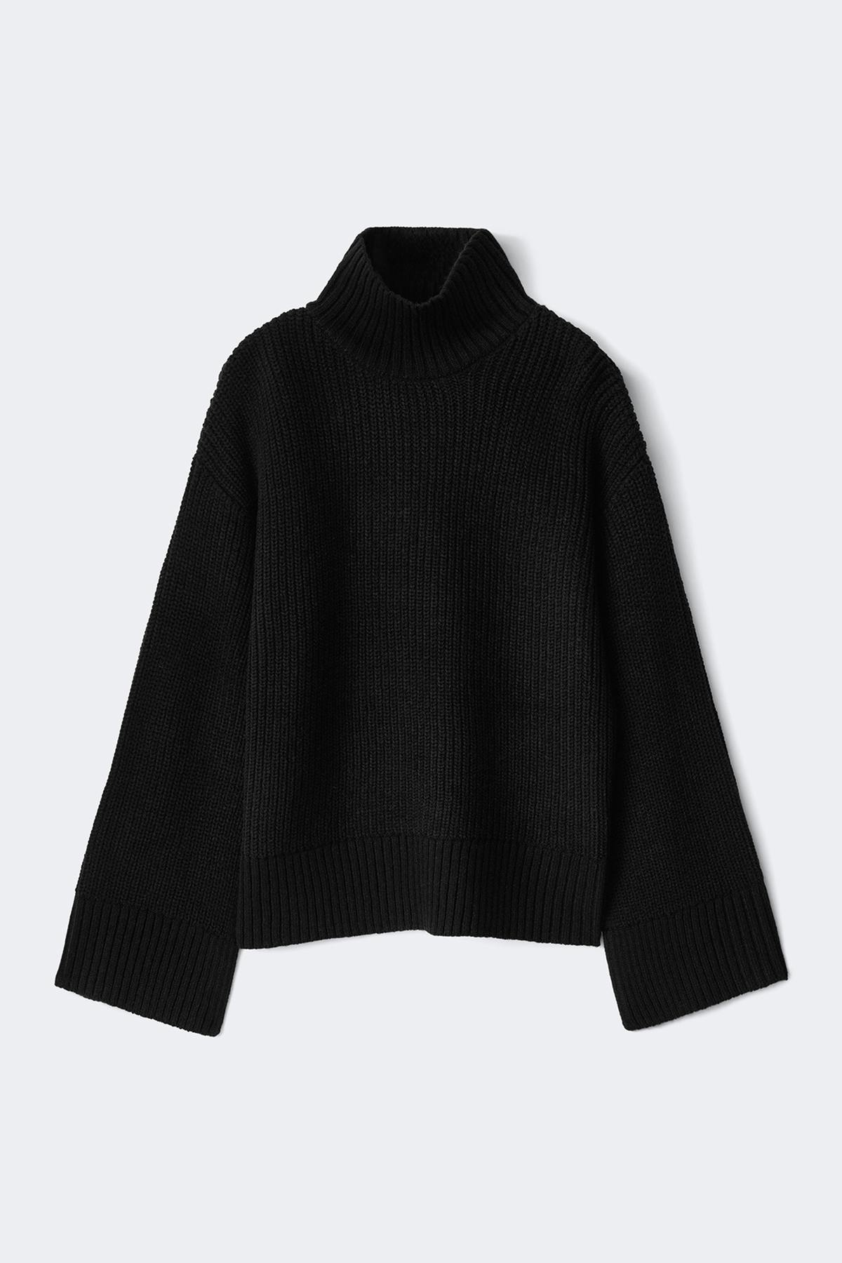 Knitted turtleneck sweater